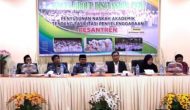 Permalink ke Susun Ranperda Pesantren, Sekretariat DPRD Sulbar Gelar FGD Di Polman