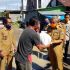 Permalink ke Gubernur Sulbar Salurkan 1400 Paket Sembako Disejumlah Kecamatan Di Mamuju