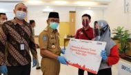 Permalink ke Gubernur Sulbar Harap Bantuan Sosial Berjalan Maksimal